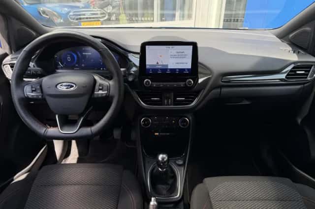 Ford Puma (2022) thumbnail 2