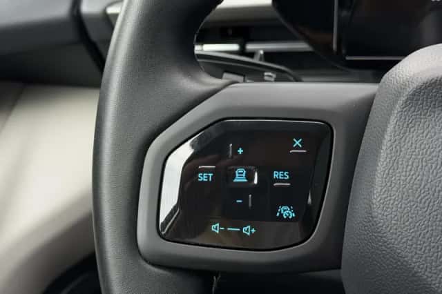 Ford Explorer (2024) thumbnail 17