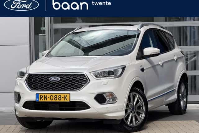 Ford Kuga (2018) thumbnail 1