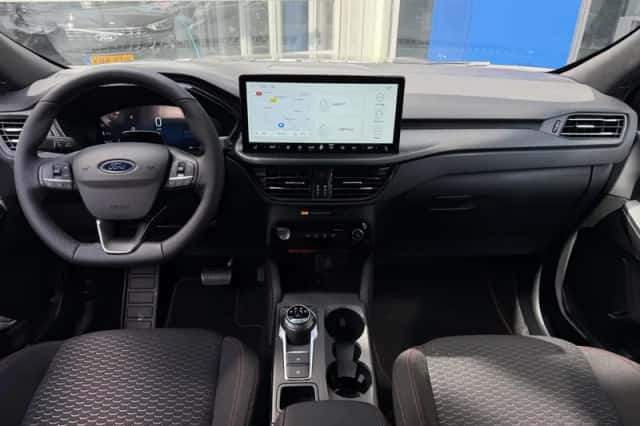 Ford Kuga (2026) thumbnail 2