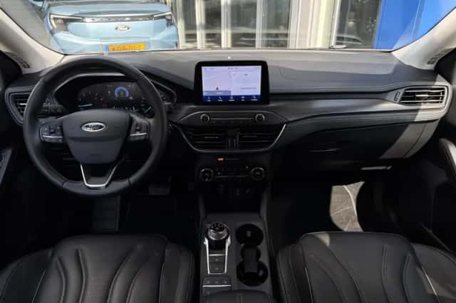 Ford Focus (2019) thumbnail 2