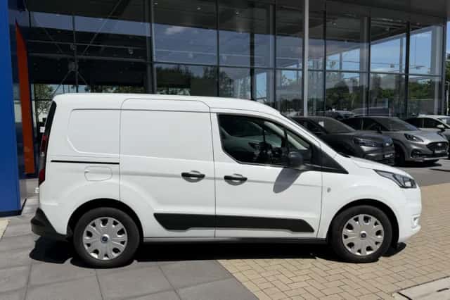 Ford Transit Connect (2023) thumbnail 4
