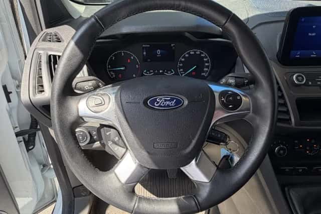 Ford Transit Connect (2023) thumbnail 6