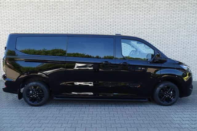 Ford Transit Custom (2025) thumbnail 3