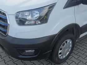 Ford E-Transit (2023) thumbnail 3