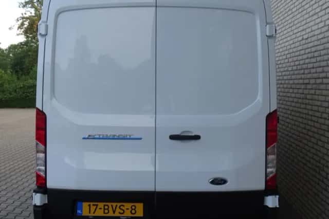 Ford E-Transit (2023) thumbnail 6
