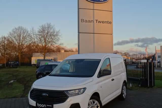 Ford Transit Connect (2024) thumbnail 4