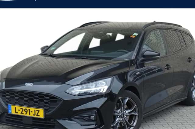 Ford Focus (2020) thumbnail 1