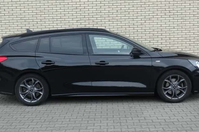 Ford Focus (2020) thumbnail 5