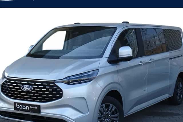 Ford Tourneo Custom (2025) thumbnail 1