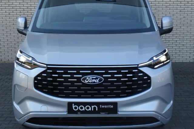 Ford Tourneo Custom (2025) thumbnail 3