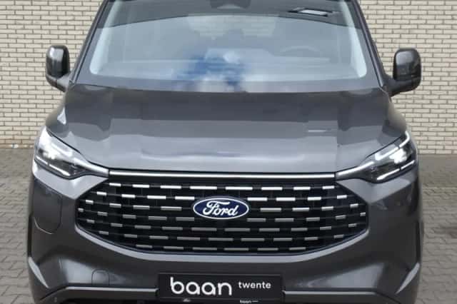 Ford Tourneo Custom (2025) thumbnail 3