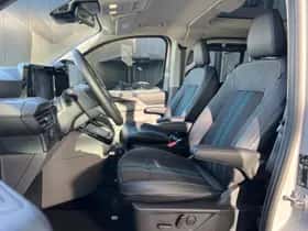 Ford Tourneo Custom (2025) thumbnail 16