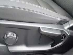 Ford Kuga (2021) thumbnail 15