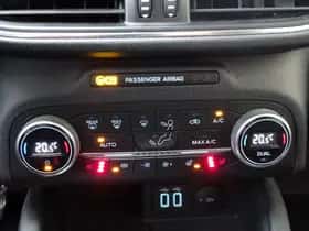 Ford Kuga (2021) thumbnail 24