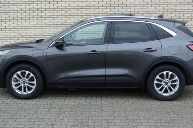 Ford Kuga (2021) thumbnail 5