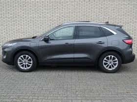 Ford Kuga (2021) thumbnail 5