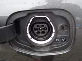 Ford Kuga (2021) thumbnail 9