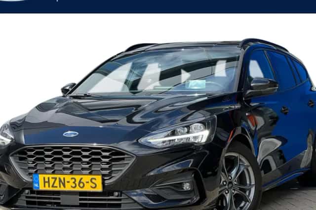 Ford Focus (2021) thumbnail 1