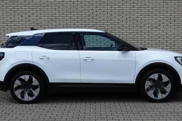 Ford Explorer (2024) thumbnail 5