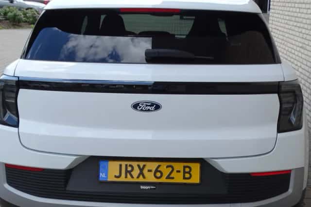 Ford Explorer (2024) thumbnail 6