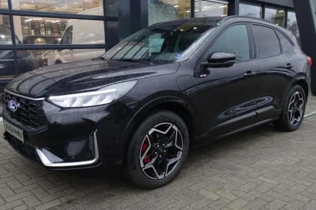 Ford Kuga (2024) thumbnail 3