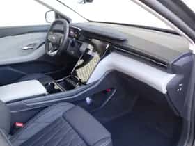 Ford Explorer (2026) thumbnail 9