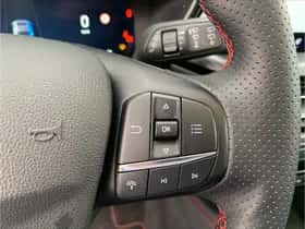 Ford Kuga (2024) thumbnail 25