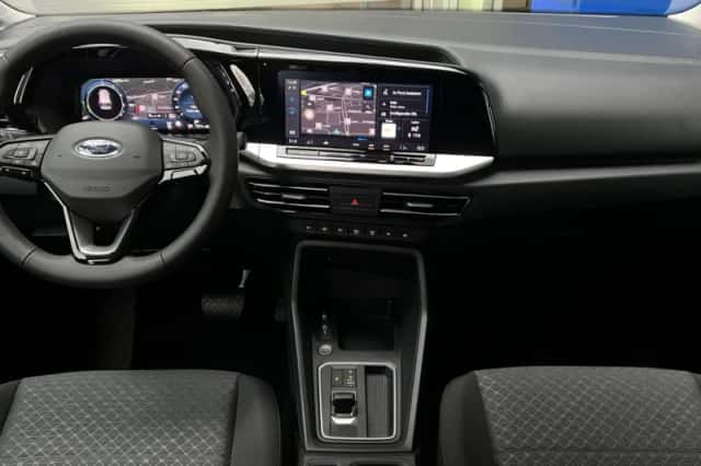 Ford Tourneo Connect (2025) thumbnail 2