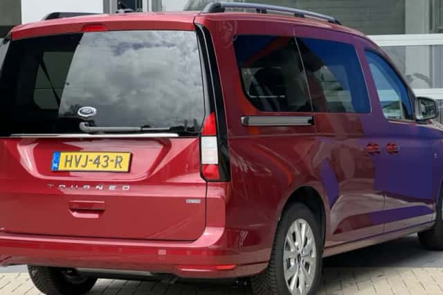 Ford Tourneo Connect (2025) thumbnail 3