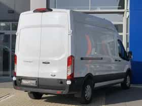 Ford Transit (2024) thumbnail 3