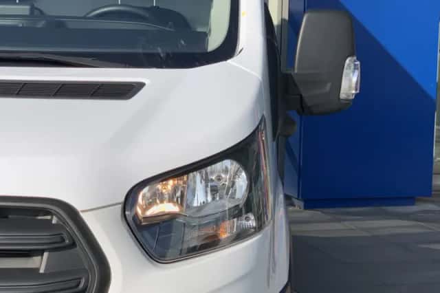 Ford Transit (2024) thumbnail 6