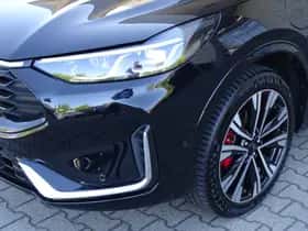 Ford Kuga (2024) thumbnail 4
