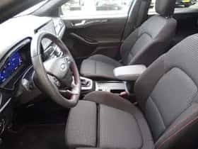 Ford Focus (2023) thumbnail 15