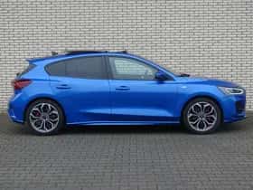 Ford Focus (2023) thumbnail 6