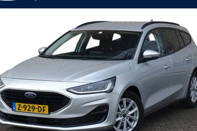 Ford Focus (2022) thumbnail 1