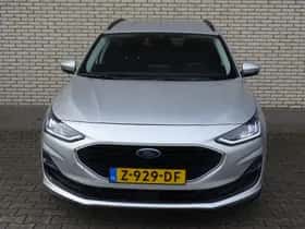 Ford Focus (2022) thumbnail 3