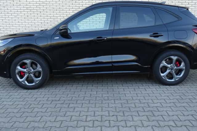 Ford Kuga (2024) thumbnail 4