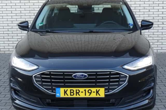 Ford Focus (2024) thumbnail 3
