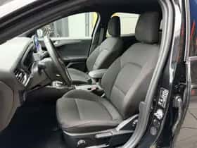 Ford Focus (2022) thumbnail 11