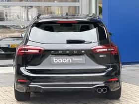 Ford Focus (2022) thumbnail 5