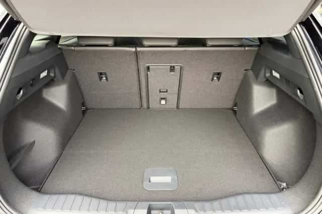 Ford Explorer (2026) thumbnail 16