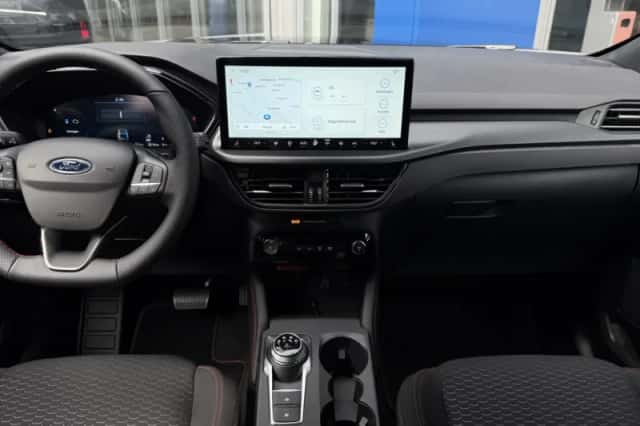 Ford Kuga (2026) thumbnail 2