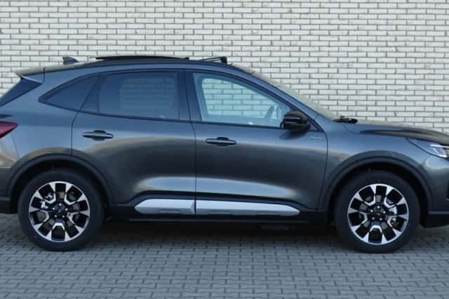 Ford Kuga (2026) thumbnail 6