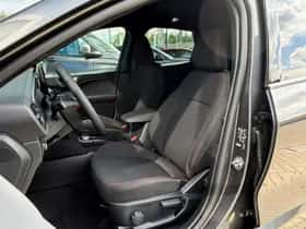 Ford Kuga (2026) thumbnail 3