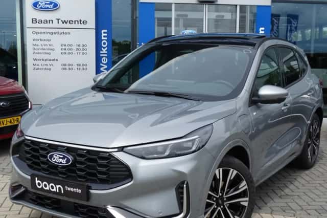 Ford Kuga (2026) thumbnail 2