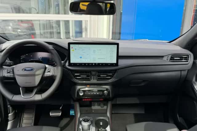 Ford Kuga (2026) thumbnail 2