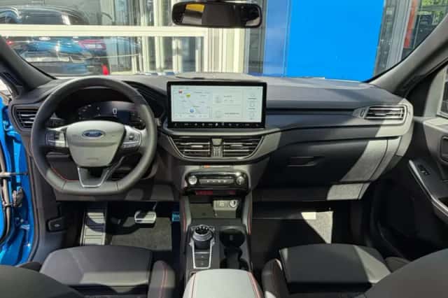 Ford Kuga (2026) thumbnail 2