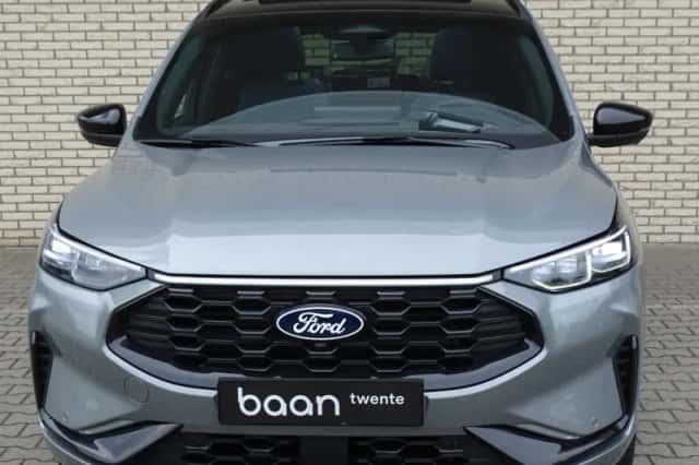 Ford Kuga (2026) thumbnail 3