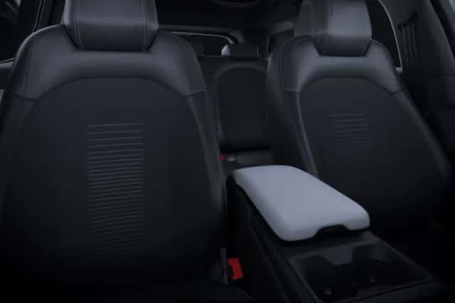 Ford Explorer (2026) thumbnail 4